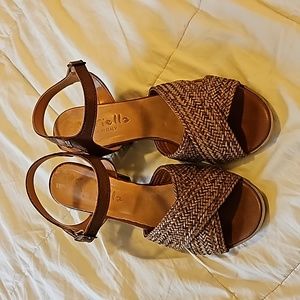 Mariella Sandal Heels